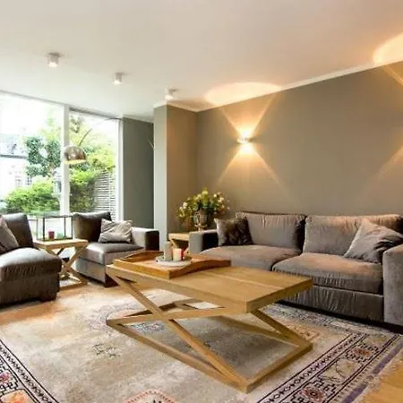 Time Out House Villa